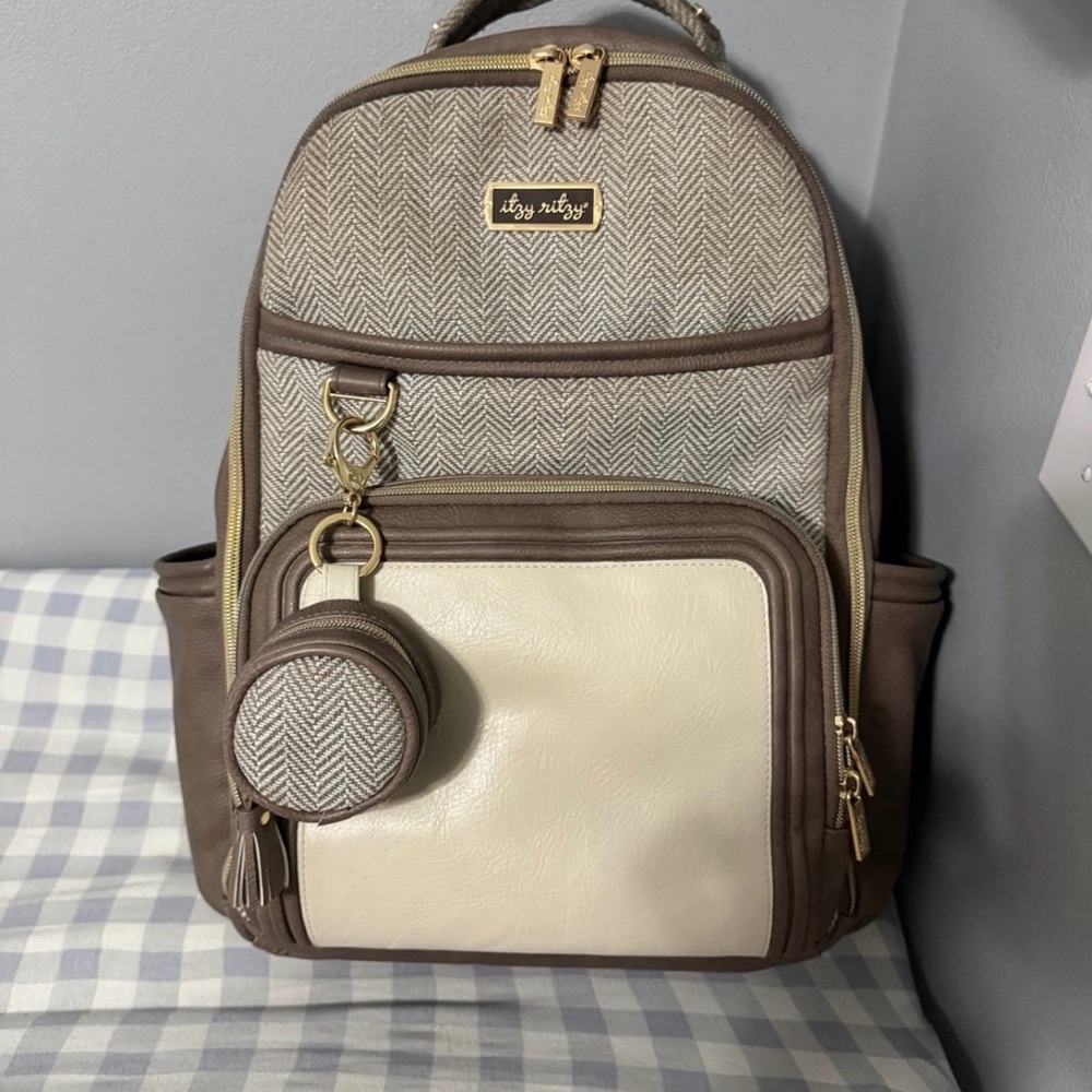 Itzy Ritzy Tan and Cream Backpack